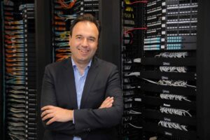 Δημήτρης Παπαστεργίου: Ο Υπουργός από τα Τρίκαλα με όραμα για το μέλλον